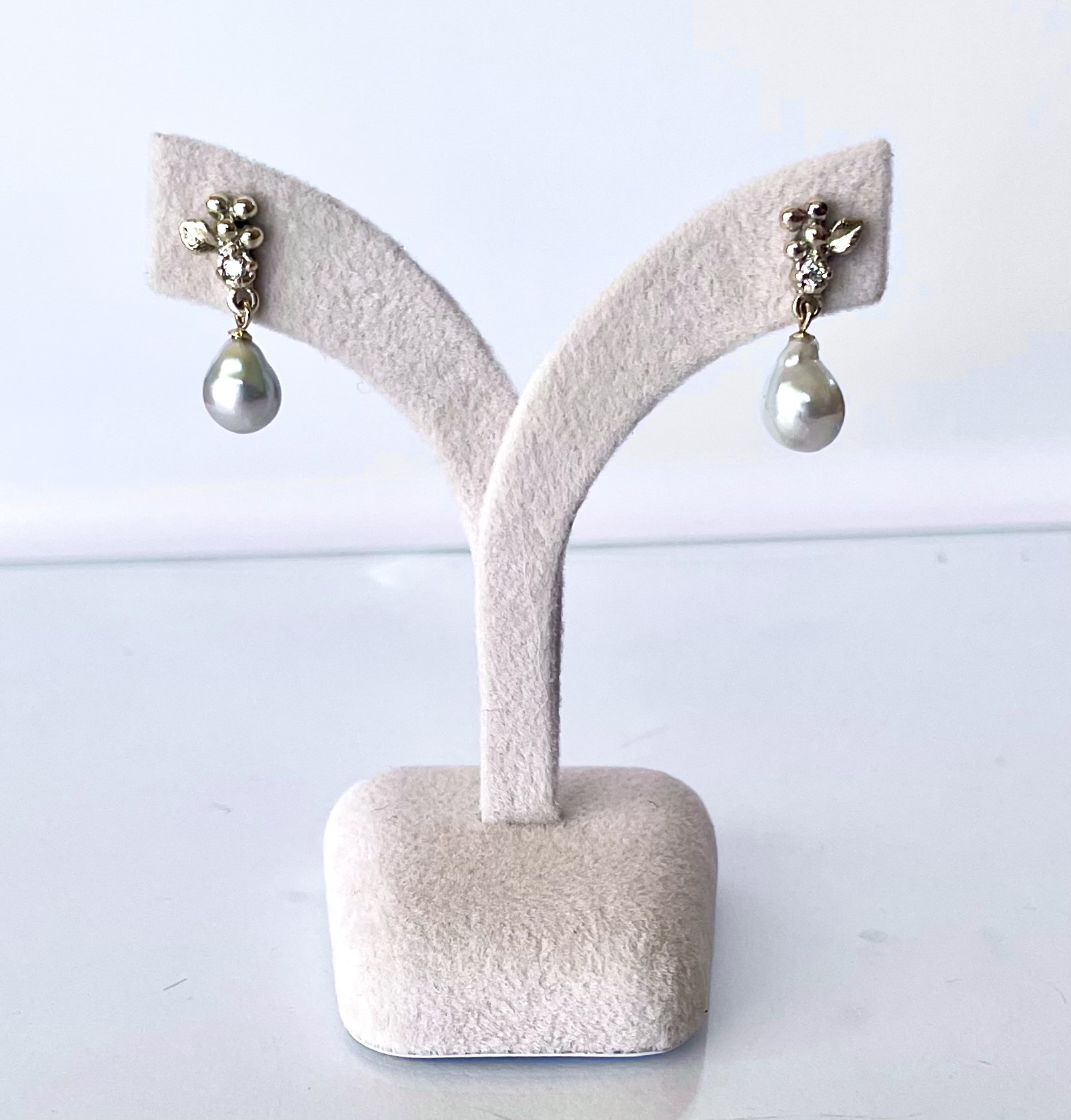 あこやバロック真珠のピアス