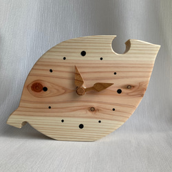 木製(ヒノキ)　葉っぱ　置き時計　掛け時計　No.19 4枚目の画像