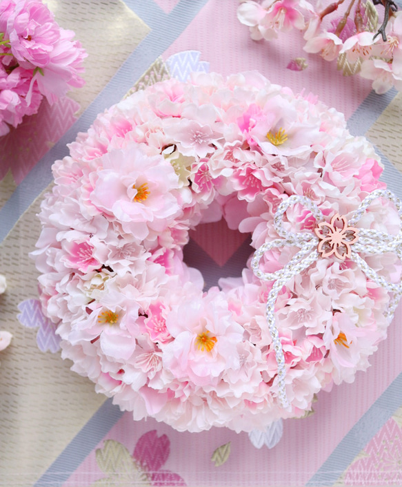 ふわふわモコモコの桜リース（アーティフィシャルフラワー） アート