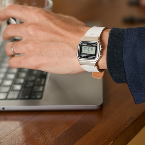 チプカシ 新品 CASIO カシオ チープカシオ ゴールド あいみょん
