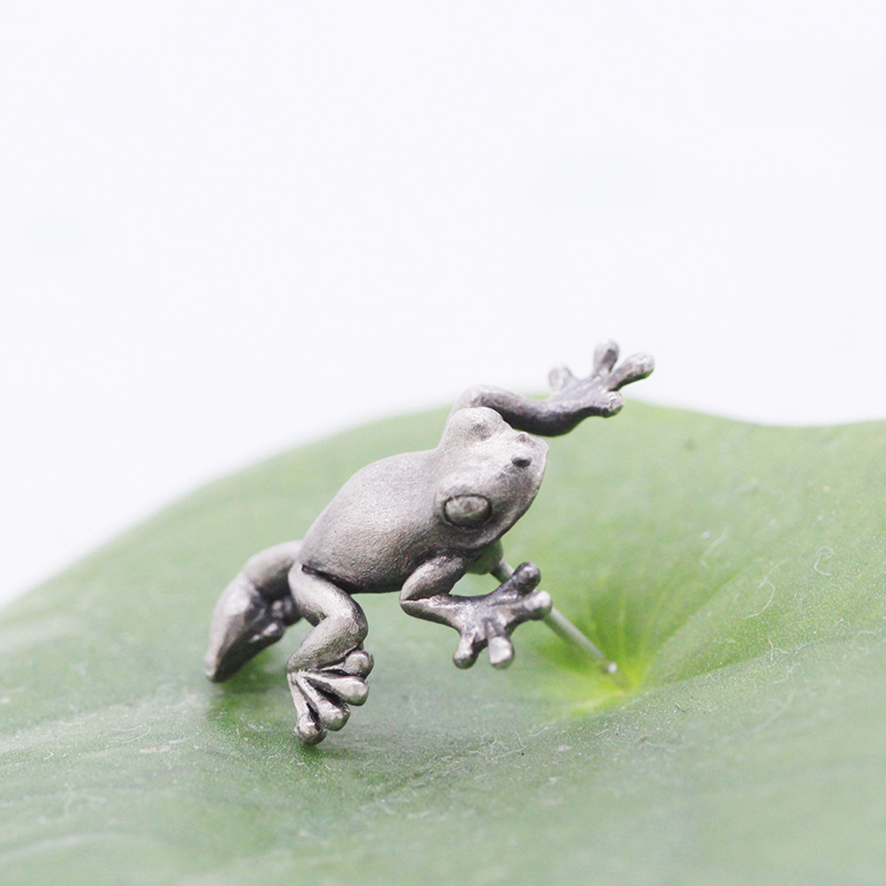 カエルのシルバーピアス（片耳）