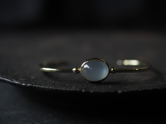 moonstone brass bangle (kijimo) 9枚目の画像