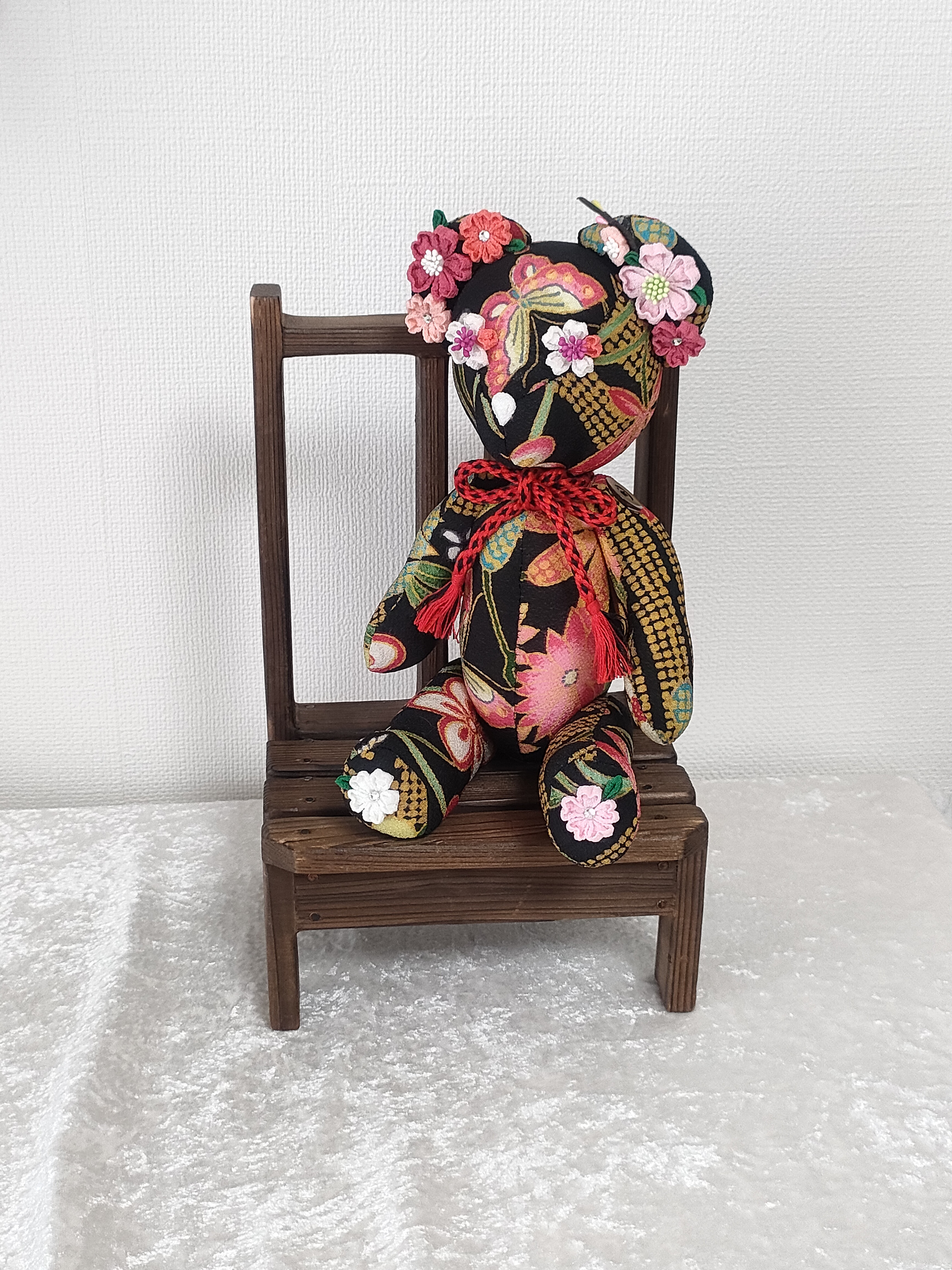 作家様作品　ぶんちべあ様 テディベアにつまみ細工のぬいぐるみ～桜バージョン～ ぬいぐるみ MINA