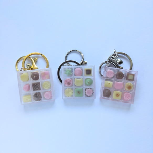 ミニチュア チョコレートBOX キーホルダー【ミルキーピンク】 9枚目の画像