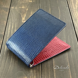 メメる。本革クロコダイルレザー　 マネークリップ 　ブルー メメる様専用。本革クロコダイルレザー マネークリップ ブルー