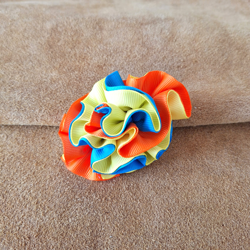 ヘアクリップ 一点もの フラワーモチーフ オレンジ イエロー マゼンタ