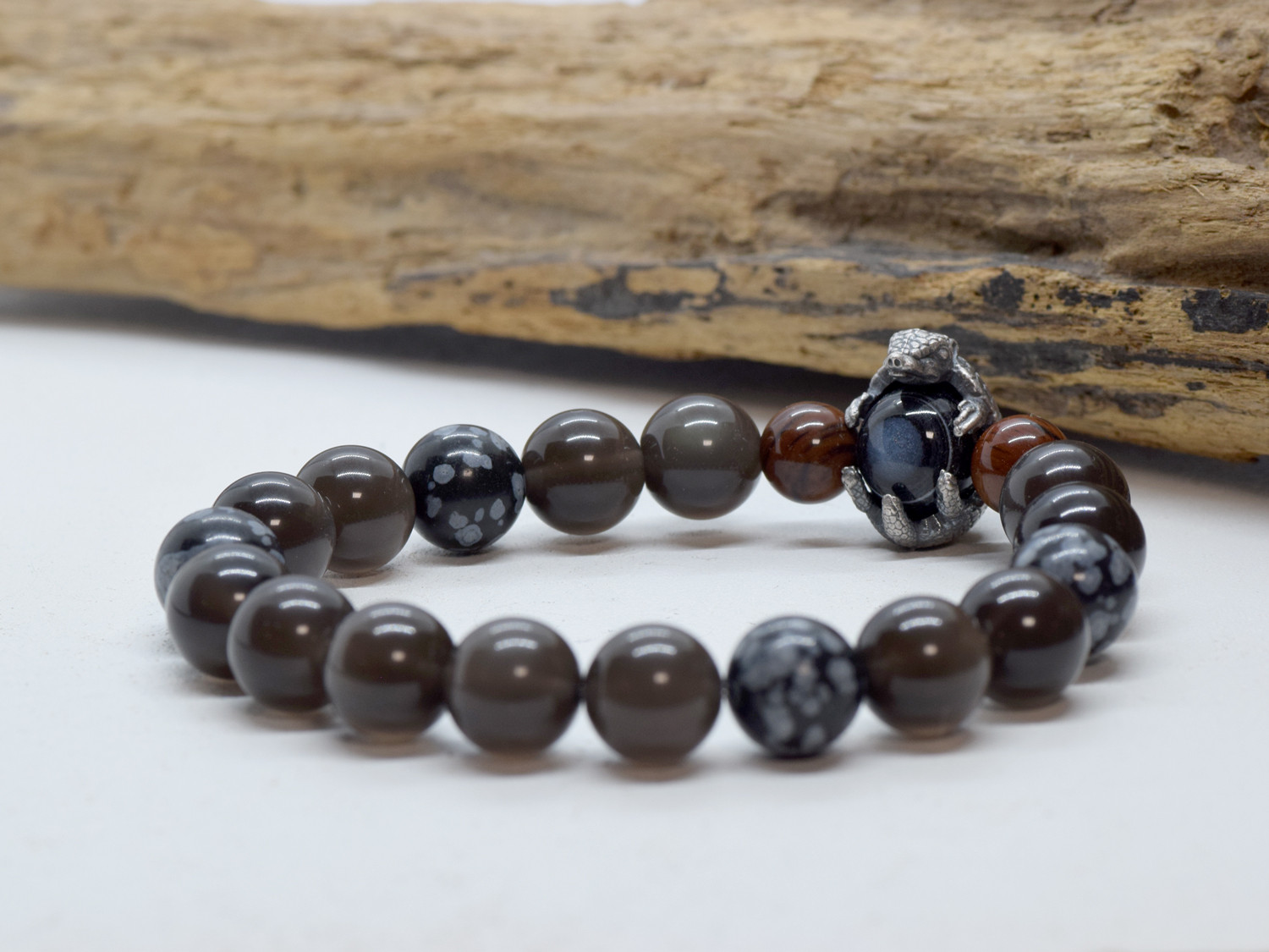 限定１点　身守りアルマジロ玉天然石ブレスレット