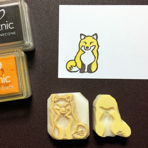 もふもふキツネの消しゴムはんこ（持ち手つき） はんこ・スタンプ かめ