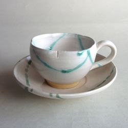 コーヒーカップ（乳白釉の上にトルコブルー） 1枚目の画像