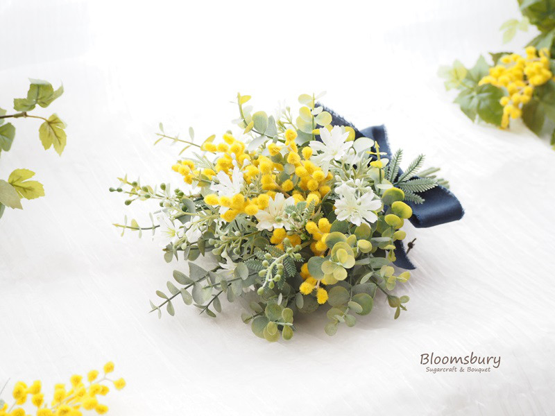 ミモザとユーカリの花束風スワッグ ~ with artificial flowers