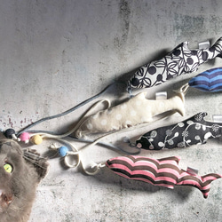 New! OSAKANAキッカー　北欧柄　kippis  猫のおもちゃ　猫のインテリア 1枚目の画像