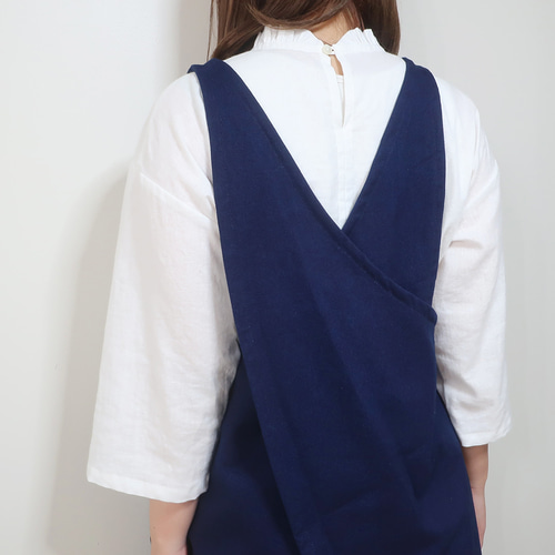 お洒落にカフェ気分❣そのままお出掛け バッククロスエプロン