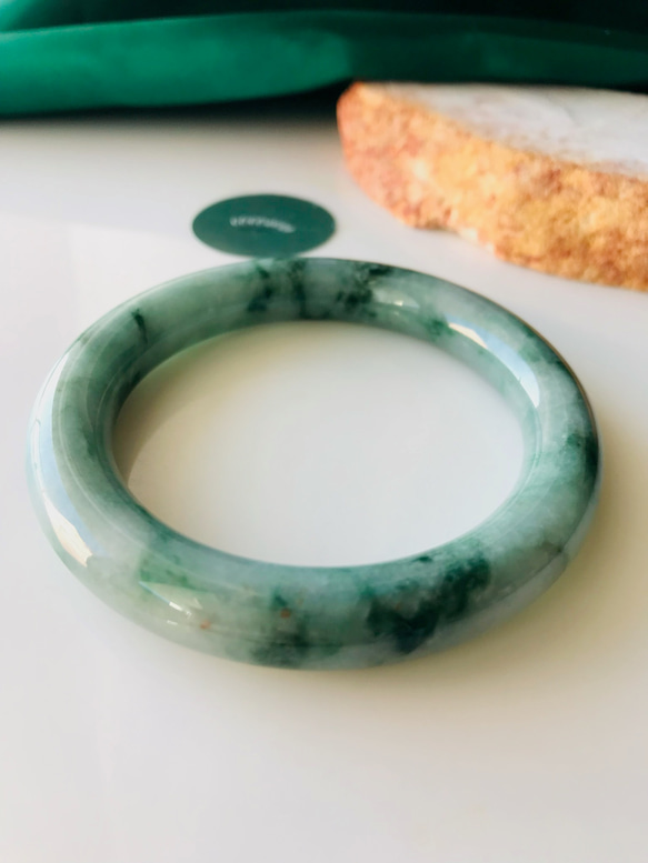 [B310-059] ジェイド　JADE  ヒスイ　バングル　ミャンマー産　グリーン　ダークグリーン　石花　54.6mm 8枚目の画像