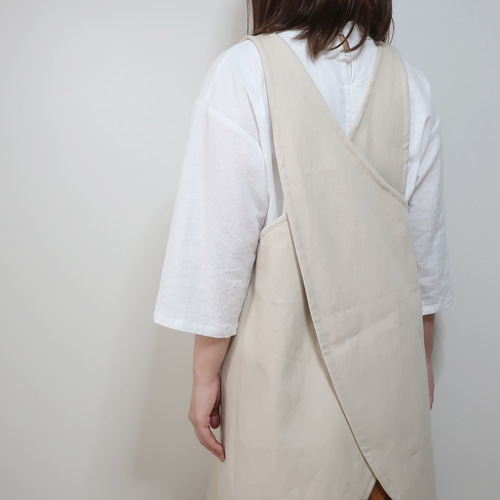 お洒落にカフェ気分❣そのままお出掛け バッククロスエプロン