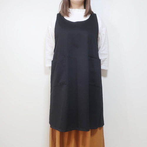 お洒落にカフェ気分❣そのままお出掛け バッククロスエプロン
