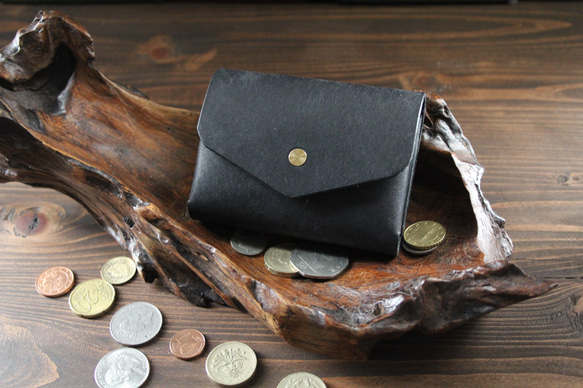 【プエブロ】コンパクト財布『Palma（パルマ）』【ブラック】片手サイズの小さなお財布 1枚目の画像