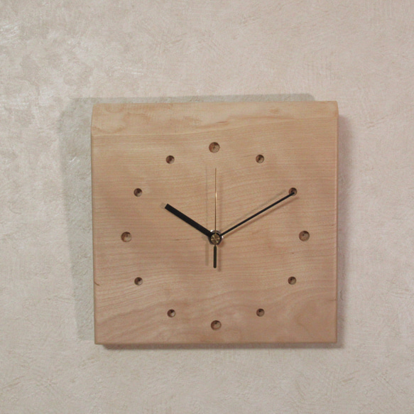 広葉樹の女王《樺》 木製時計1（掛け時計） 1枚目の画像