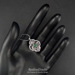 Xianglong | 立体レリーフペンダント - Jade.S925 スターリングシルバー - 唐草の花のトーテムデザイン/辰 3枚目の画像