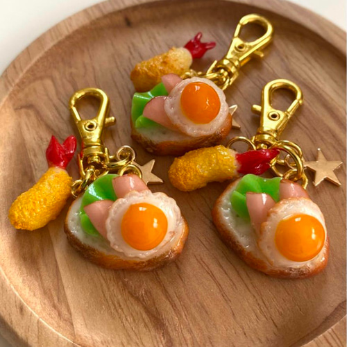 Myaa Sweets☆ベーコンエッグトーストキーホルダー☆フェイクフード