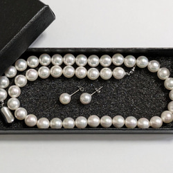 花珠真珠のような照り/磨き貝パールネックレス 9mm イヤリングまたはピアスセット　フォーマル 入園式 入学式　冠婚葬祭 4枚目の画像