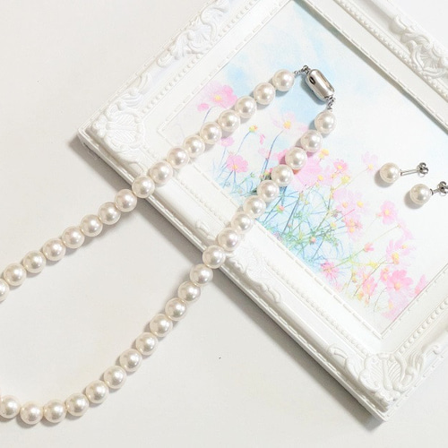 花珠真珠のような照り/磨き貝パールネックレス 9mm イヤリング 花珠真珠のような照り/磨き貝パールネックレス 9mm イヤリング