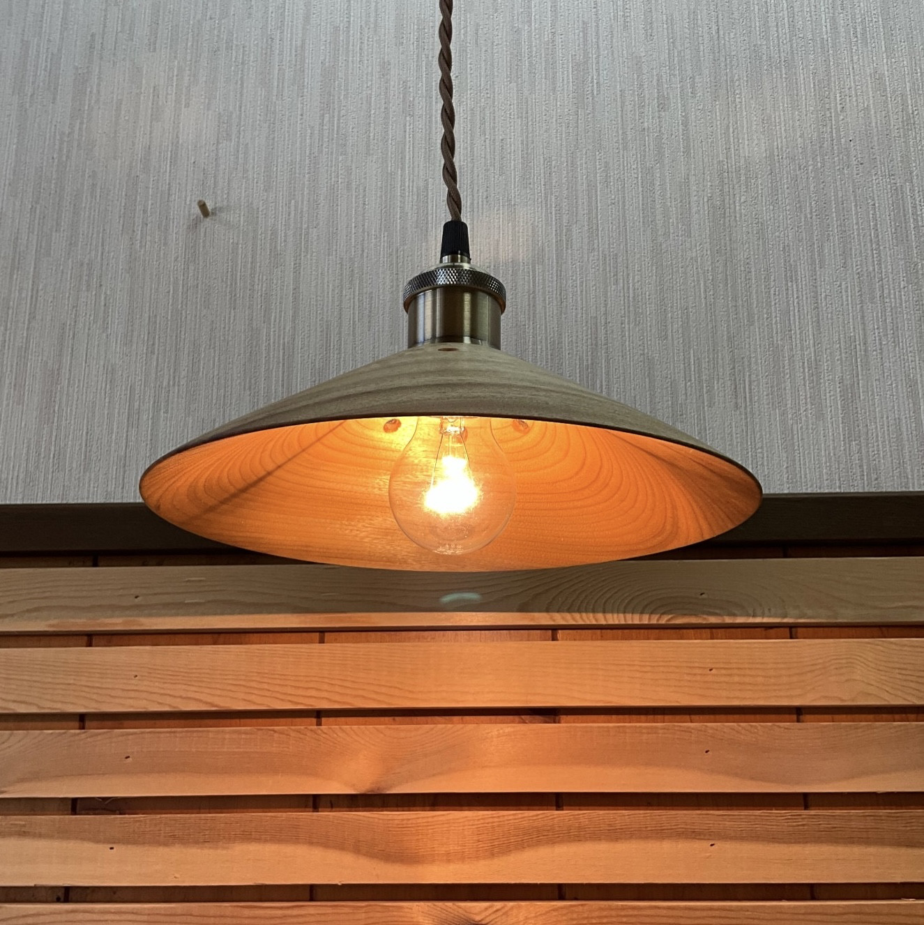 ランプシェード　くすの木