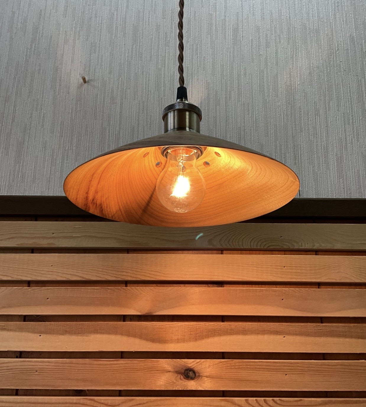 ランプシェード　くすの木