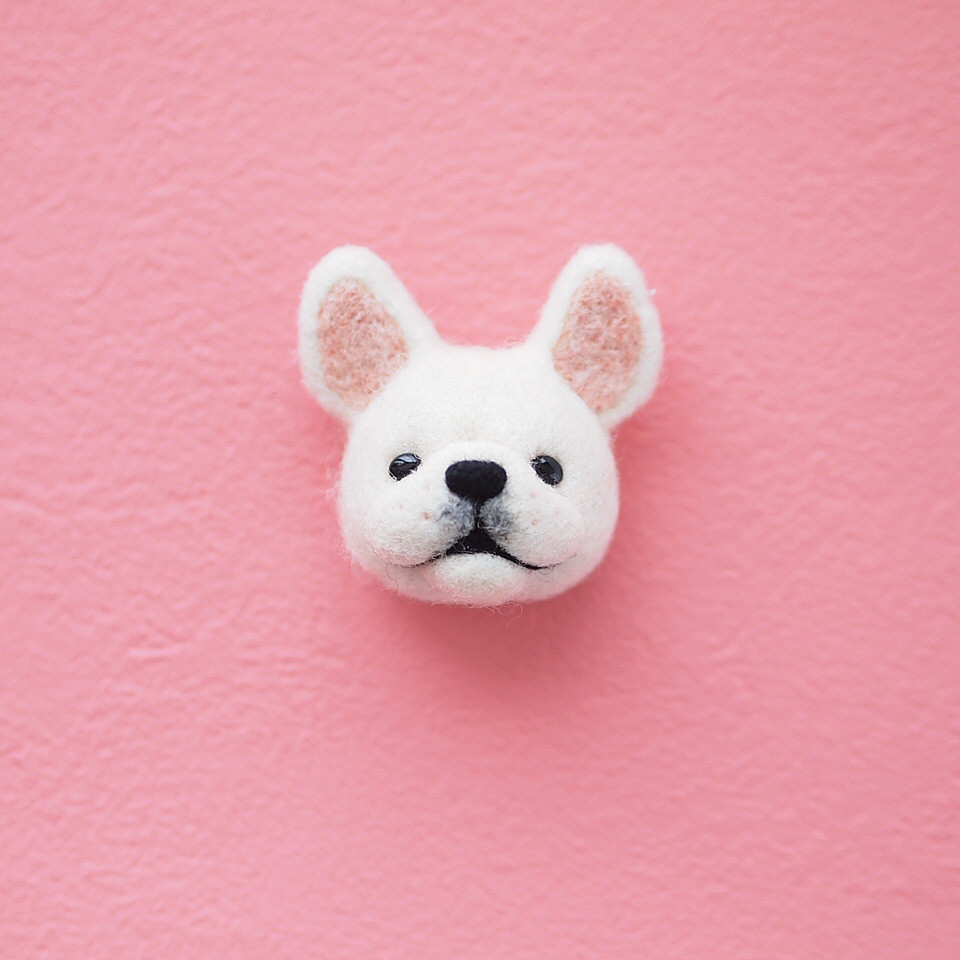 羊毛フェルトフレブルのブローチ確認写真❣️