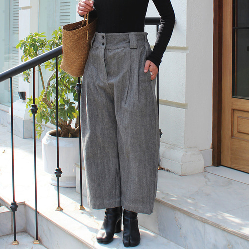 【美品】グレースクラス クロップド パンツ ホワイト 38 Grace Class（グレース クラス） WOMEN パンツ GRACE