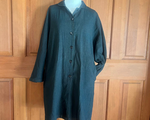 柿渋染めロングコート 大漁旗の柿渋染め ロングコート 貼りポケット – KimonoStudio