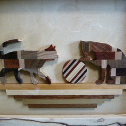 猫がモチーフの置き飾り　寄木細工＋銘木フレーム 2枚目の画像