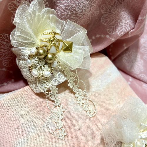 475»◤完売◢ポニーフック◢ラッピング無料◢髪飾り*インド刺繍リボン