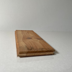 松のフローリング　2㎝厚　4枚＋おまけ1枚　無垢板　生き節 10枚目の画像