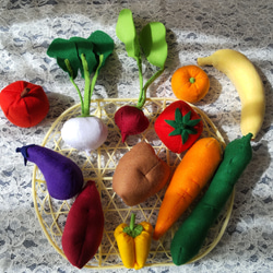 受注作製☆フェルトの野菜と果物セット 1枚目の画像