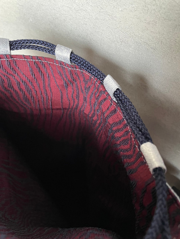 《着物リメイク》信玄袋（紐・ネイビー） 5枚目の画像