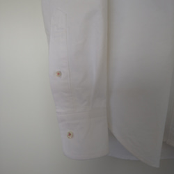 天然素材のメンズシャツ/ネコシャツ（Mサイズ）/コットン100%/ボタンダウン白シャツ 12枚目の画像