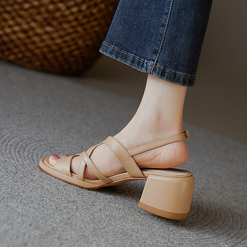 【sale】トリバーチ サンダル 女性 皮革 茶 ココナッツ おしゃれ Tory Burch Sandals Croc Embossed Leather Brown Thong Gold