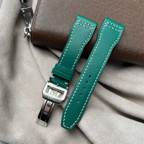 ふ*く様 IWC パイロットクロノ用純正 ブルー カーフスキン・ストラップ IWC Pilot クロノ オーナー ウォッチ ストラップはブルー カーフスキン