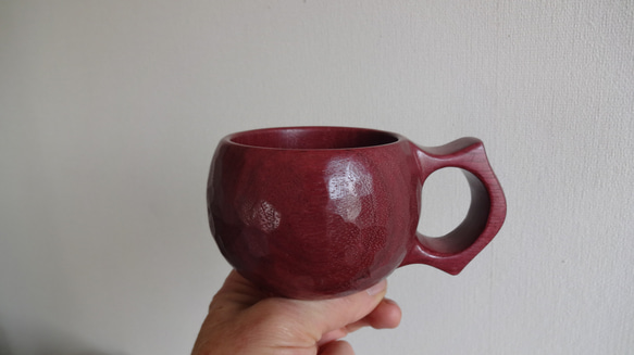 紫心勳章雕刻咖啡杯。 第13張的照片