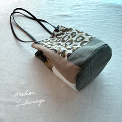 〈一点もの〉cut cloth bag 巾着ショルダー/leopard & beige 6枚目の画像