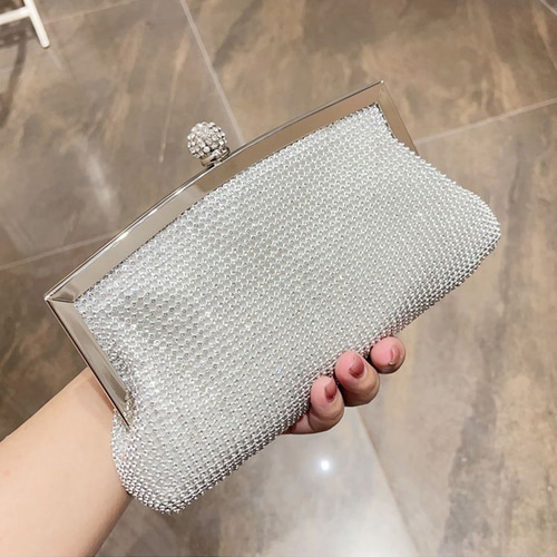 ♡クラッチバッグ 可愛いパーティーバッグ9～14日届け送料込み