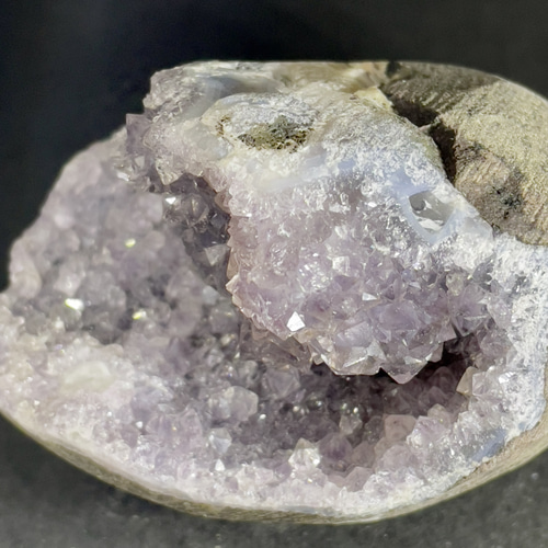 アメジスト 美しいアメジスト原石クラスター 263g 天然原石 天然石 ZK