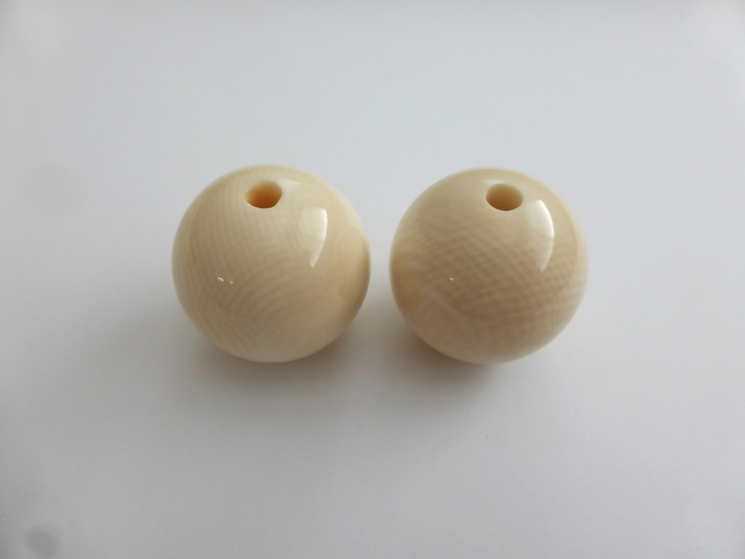 本象牙 27㎜丸玉  掛け軸等の風鎮に！