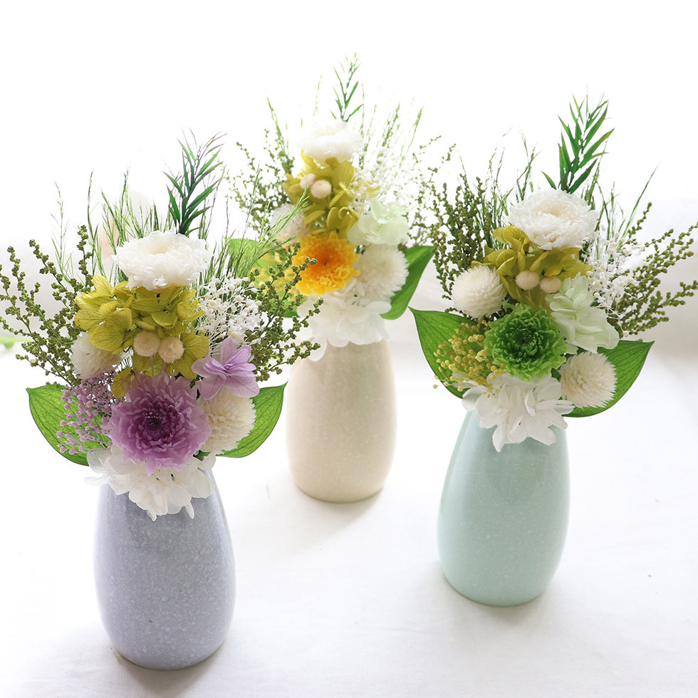 プリザーブドフラワー仏花　一対　輪菊ラズベリー　(花器なし) 楽天市場】輪和 花立なし プリザーブドフラワー 仏花 花器なし