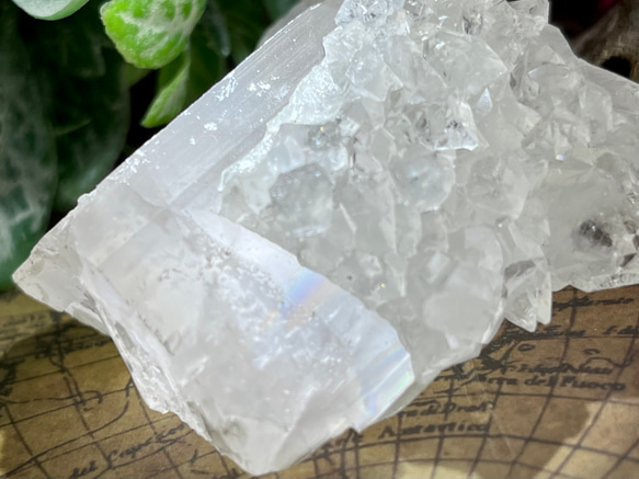 セレナイト共生✨　天使の水晶　レインボー　アポフィライト　原石　クラスター 7枚目の画像