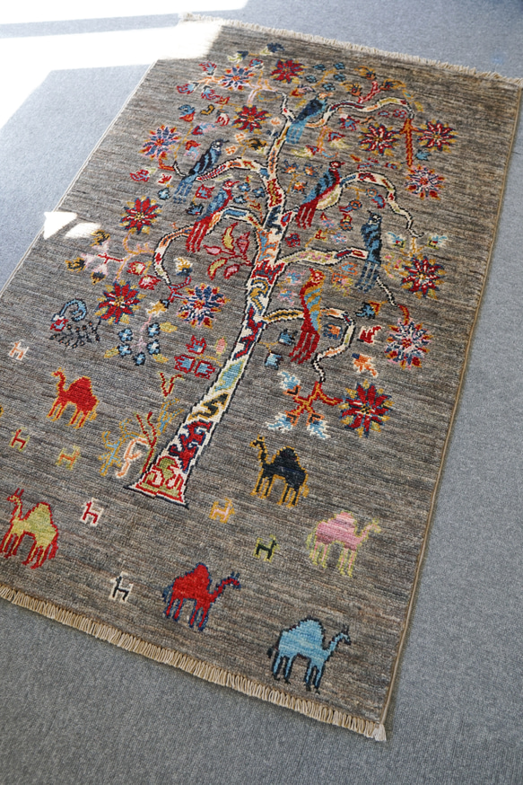 122×77cm【アフガニスタンガズニウール手織り絨毯】手織りギャッベ 5枚目の画像