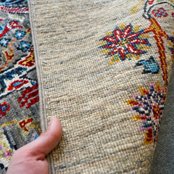 122×77cm【アフガニスタンガズニウール手織り絨毯】手織りギャッベ 6枚目の画像