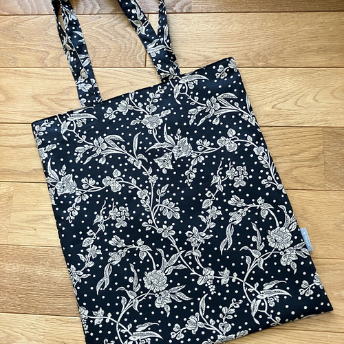 ☆軽っ！肩掛けできる!A4サイズシンプルトートバッグ リバティ