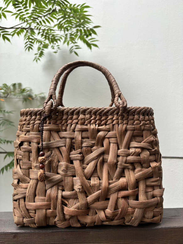 国産山葡萄 山葡萄かごバッグ 手作り 籠バッグ 網代編み 内布 国産山葡萄 山葡萄かごバッグ 手作り 籠バッグ 網代編み 内布