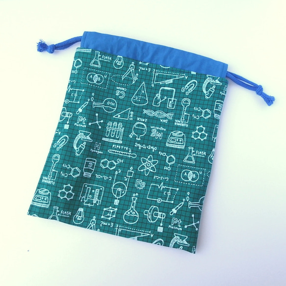 [24＊20cm]巾着袋　給食袋に♪ 実験器具　グリーン　 kyu-1209 1枚目の画像